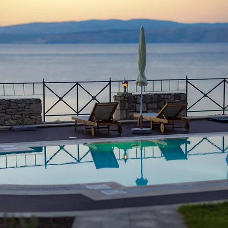 Traumanwesen Direkt Am Wasser Villa Rogač